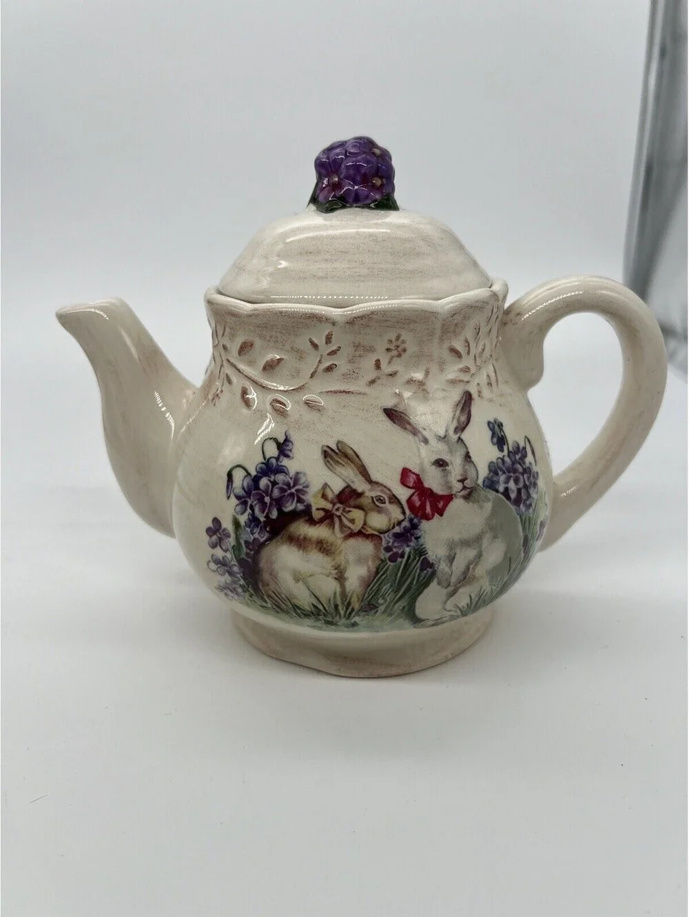 Easter Treasures Teapot by Cracker Barrel Bunny Rabbit Lilacs